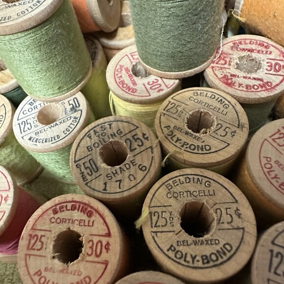 Huge Lot Vintage Belding Corticelli Thread - Picture 1 of 3